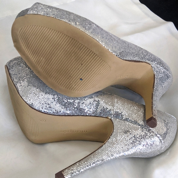 Maripe Silver Shimmer Peep Toe Heels - Picture 4 of 7